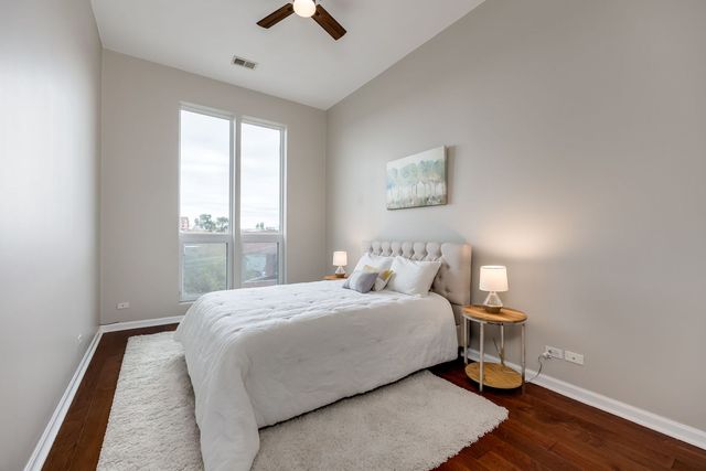 1395 N MILWAUKEE Avenue 3E, Chicago, IL 60622