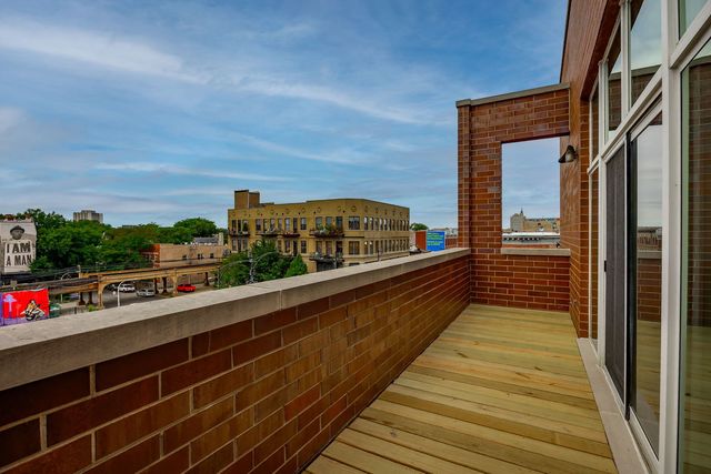 1395 N MILWAUKEE Avenue 3E, Chicago, IL 60622