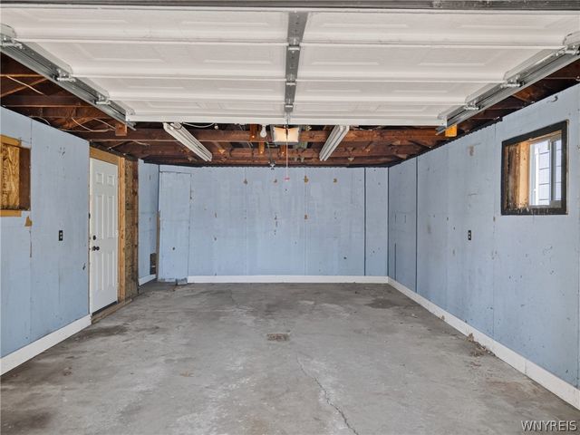 831 Beach Road, Cheektowaga, NY 14225