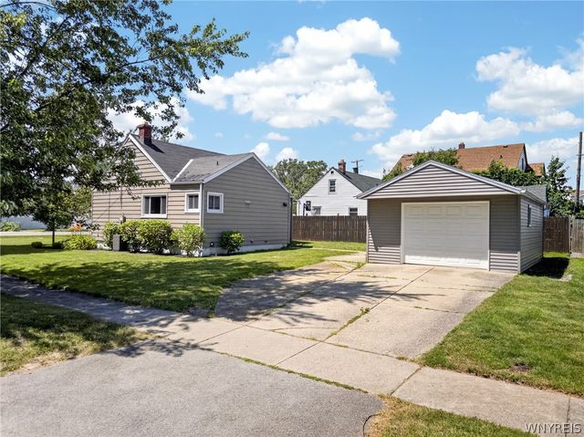 831 Beach Road, Cheektowaga, NY 14225