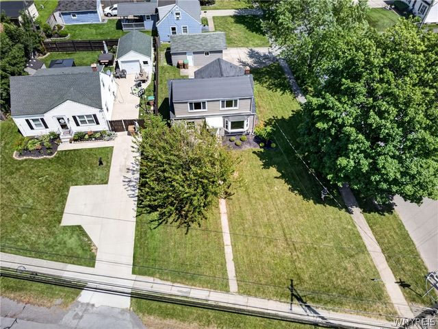 831 Beach Road, Cheektowaga, NY 14225