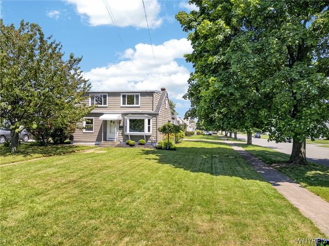 831 Beach Road, Cheektowaga, NY 14225