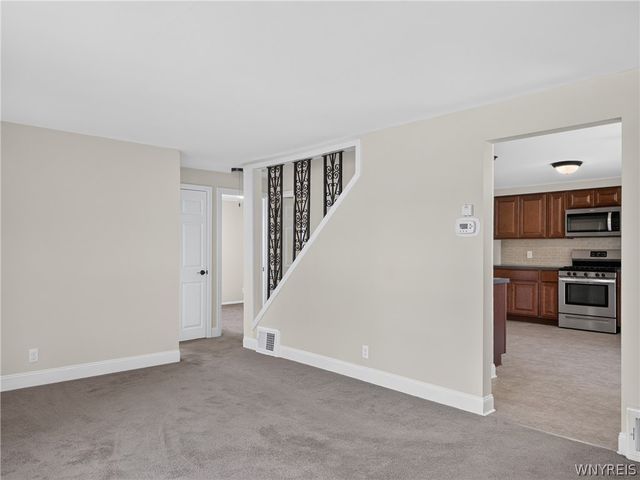831 Beach Road, Cheektowaga, NY 14225