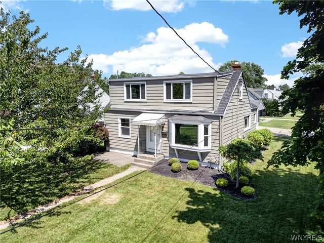 831 Beach Road, Cheektowaga, NY 14225
