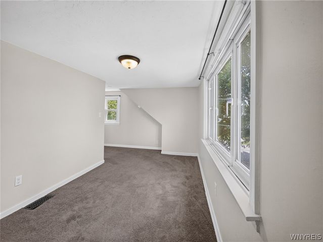 831 Beach Road, Cheektowaga, NY 14225