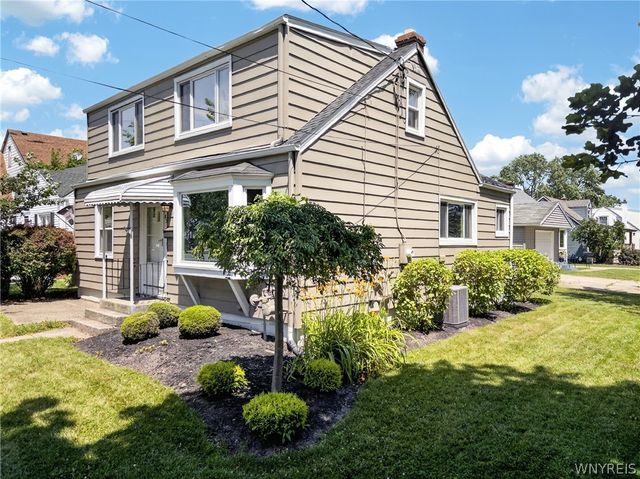 831 Beach Road, Cheektowaga, NY 14225
