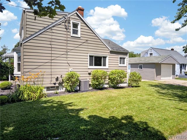 831 Beach Road, Cheektowaga, NY 14225