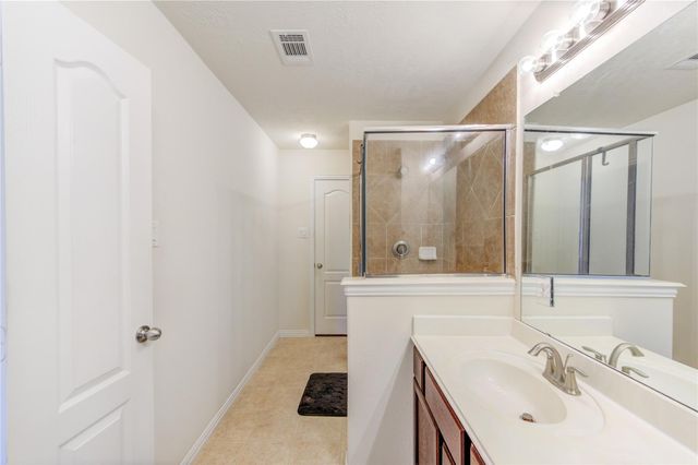 5103 Dartmoor Ridge Trail, Houston, TX 77066