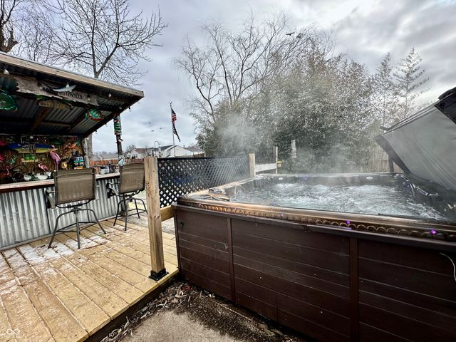 8538 Abbey Dell Drive, Indianapolis, IN 46113