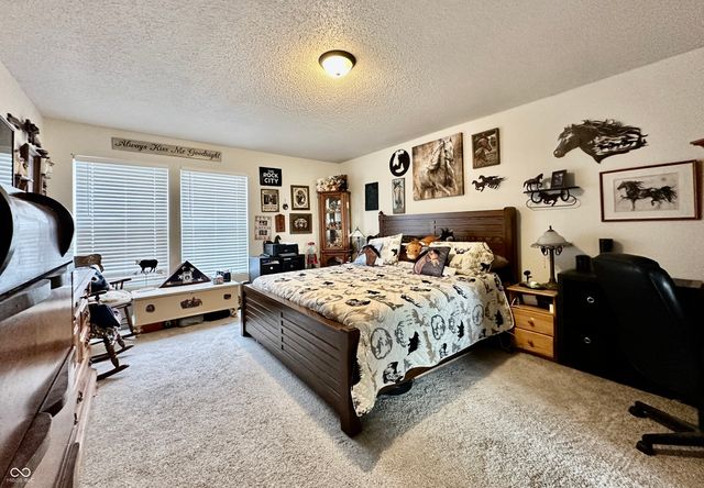 8538 Abbey Dell Drive, Indianapolis, IN 46113