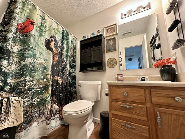 8538 Abbey Dell Drive, Indianapolis, IN 46113