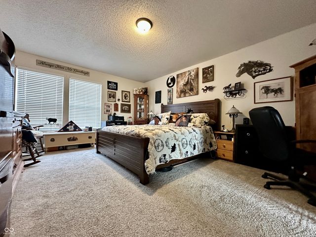 8538 Abbey Dell Drive, Indianapolis, IN 46113