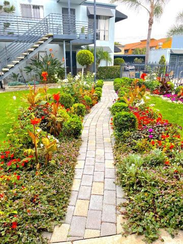 931 W 19th Street 5, Costa Mesa, CA 92627