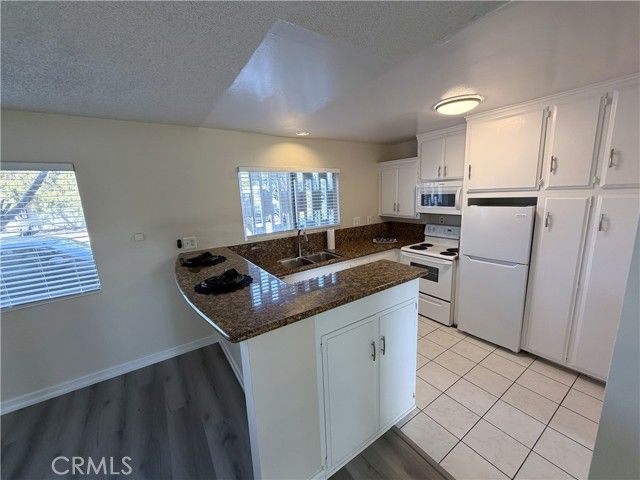 931 W 19th Street 5, Costa Mesa, CA 92627