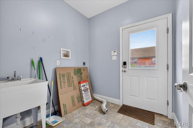 3319 Saint Vincent Avenue, St Louis, MO 63104