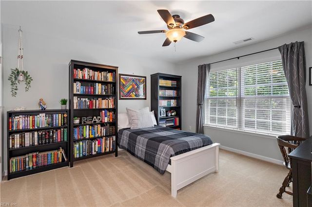 208 Monticello CT, Smithfield, VA 23430