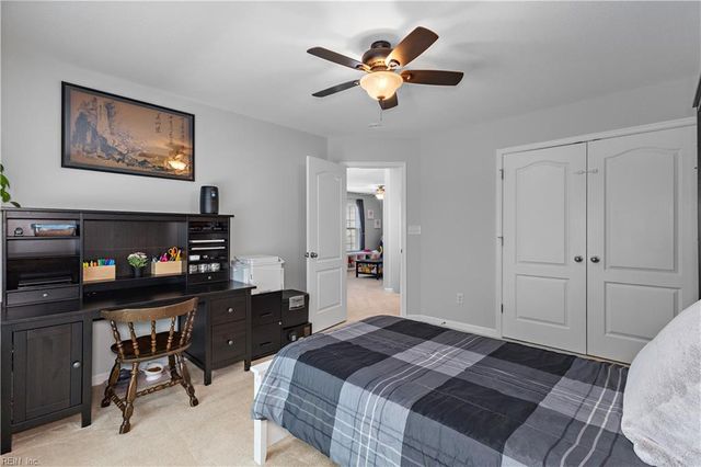 208 Monticello CT, Smithfield, VA 23430