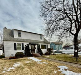 20 Broadway, Clark, NJ 07066