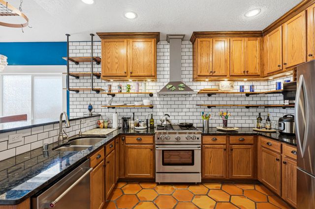 8928 Oso Corridor Place NW, Albuquerque, NM 87114