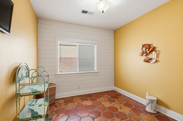 8928 Oso Corridor Place NW, Albuquerque, NM 87114