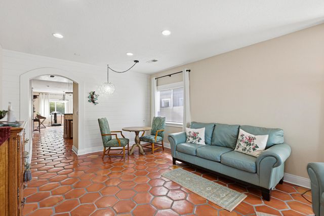 8928 Oso Corridor Place NW, Albuquerque, NM 87114