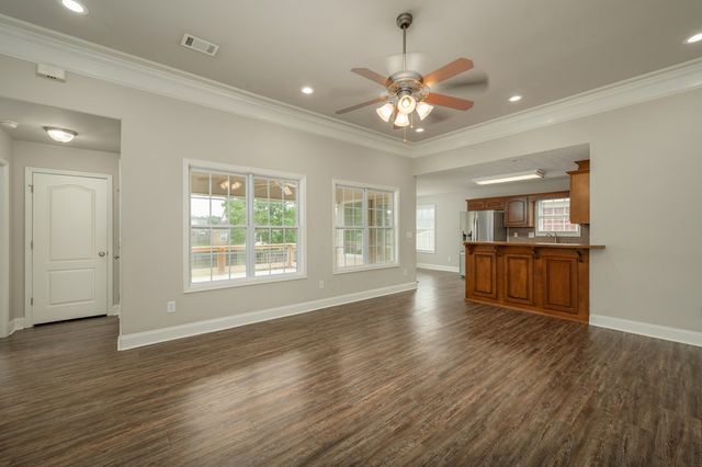144 Lee Road 2140, Phenix City, AL 36870