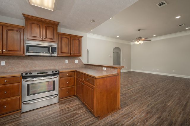 144 Lee Road 2140, Phenix City, AL 36870