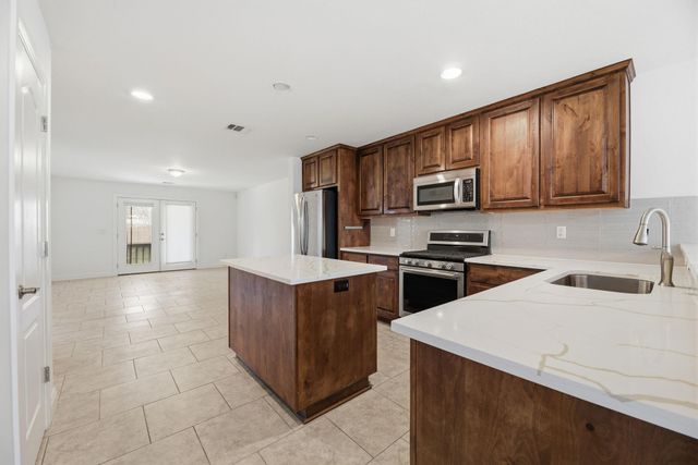 4904 Eastdale DR, Austin, TX 78723