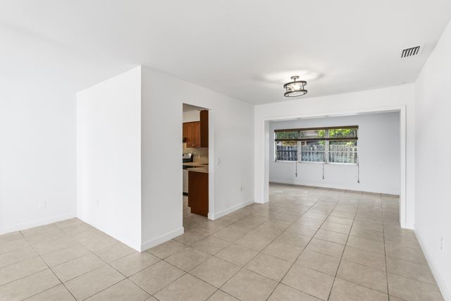 10690 NW 27TH Court, Sunrise, FL 33322