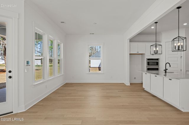 71 Downing Drive, Beaufort, SC 29907