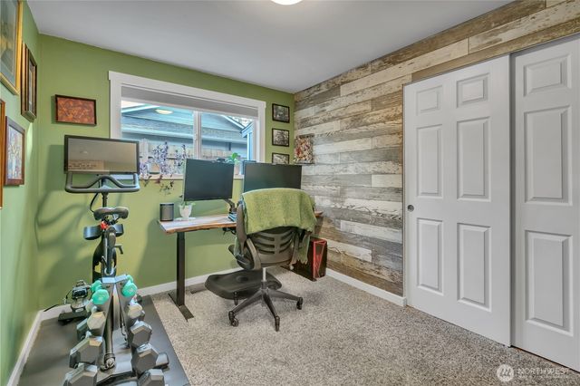 28921 190th Avenue SE, Kent, WA 98042