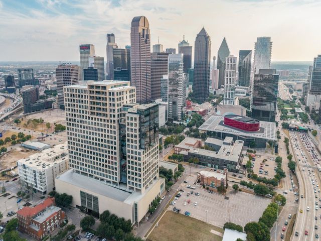 1717 Arts Plaza 1804, Dallas, TX 75201