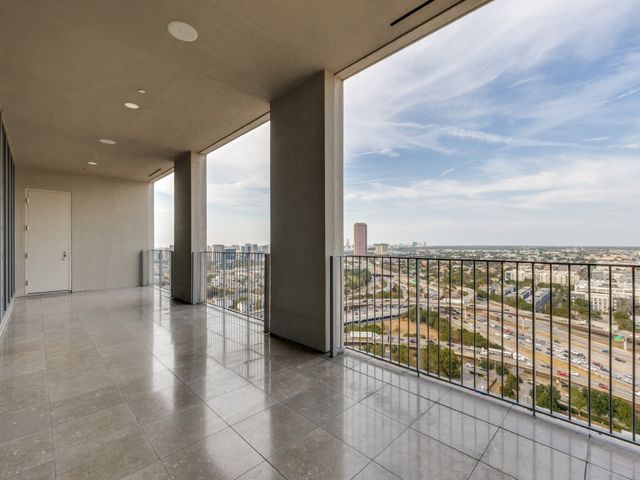 1717 Arts Plaza 1804, Dallas, TX 75201