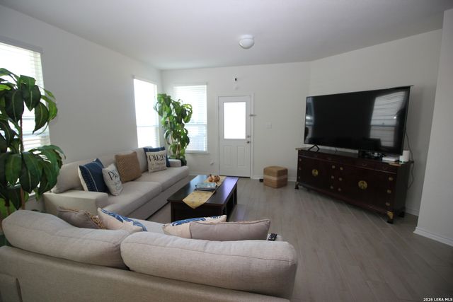 5010 Dalton Bend, Converse, TX 78109