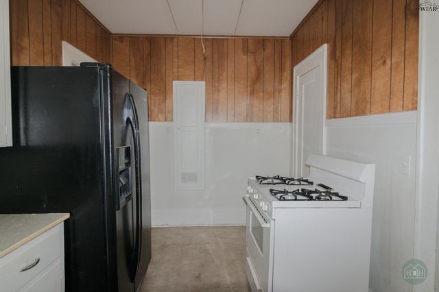 2121 GORDON STREET, Vernon, TX 76384