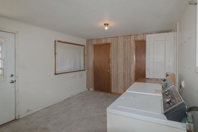 2121 GORDON STREET, Vernon, TX 76384