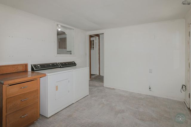 2121 GORDON STREET, Vernon, TX 76384