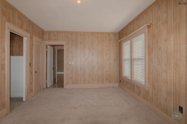 2121 GORDON STREET, Vernon, TX 76384