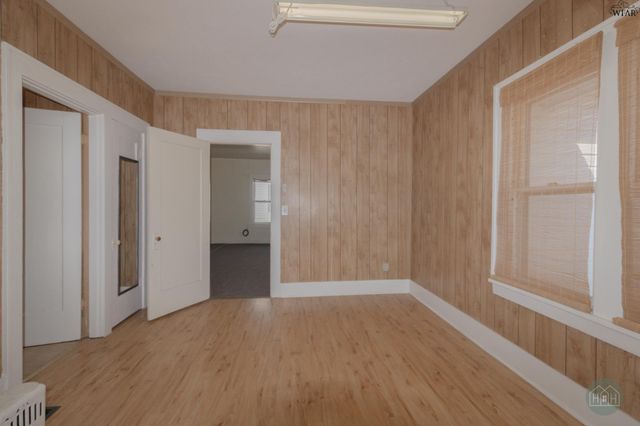 2121 GORDON STREET, Vernon, TX 76384