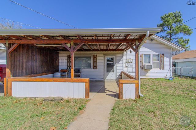 2121 GORDON STREET, Vernon, TX 76384