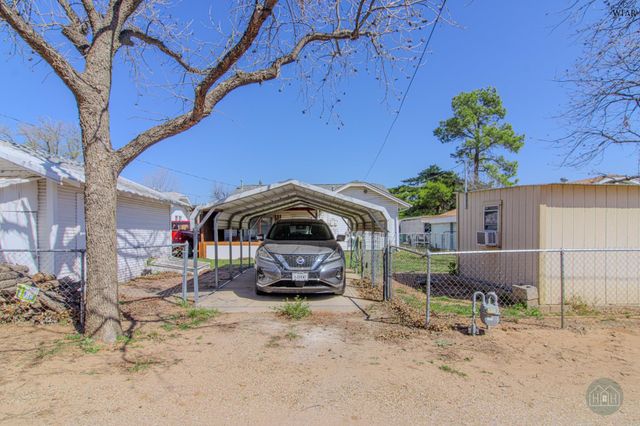 2121 GORDON STREET, Vernon, TX 76384