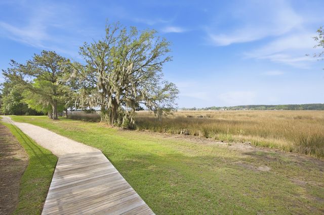 1081 Saltwater Circle, Johns Island, SC 29455