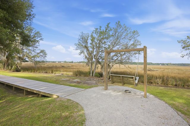 1081 Saltwater Circle, Johns Island, SC 29455