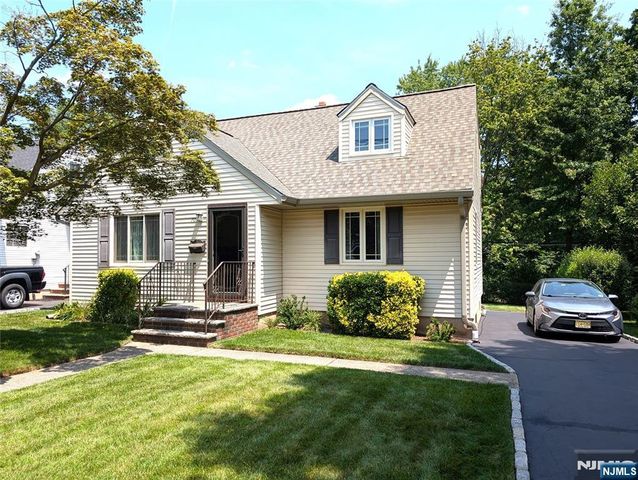 70 Bromley Place, Nutley, NJ 07110