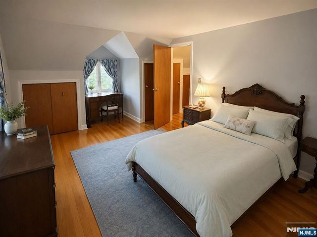70 Bromley Place, Nutley, NJ 07110