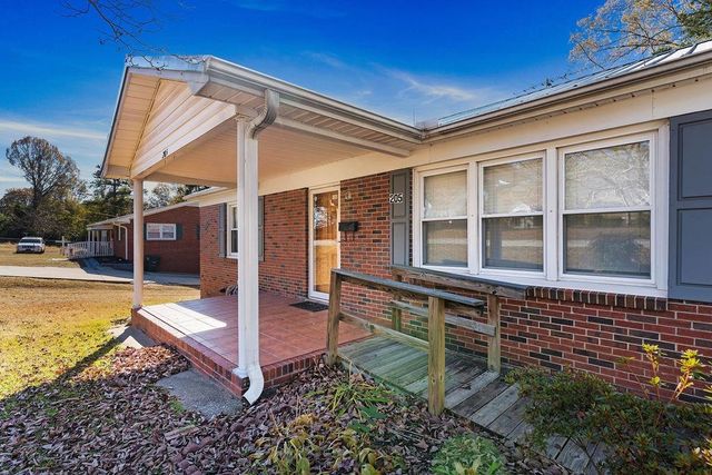 205 Lakeview Heights, Union, SC 29379