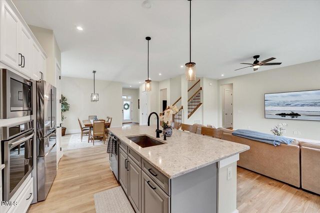 5609 Brisk Gallop Way, Raleigh, NC 27606