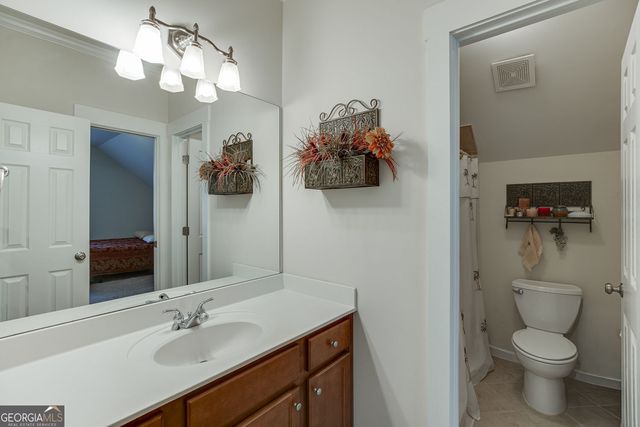 5843 Peacock Lane, Hoschton, GA 30548