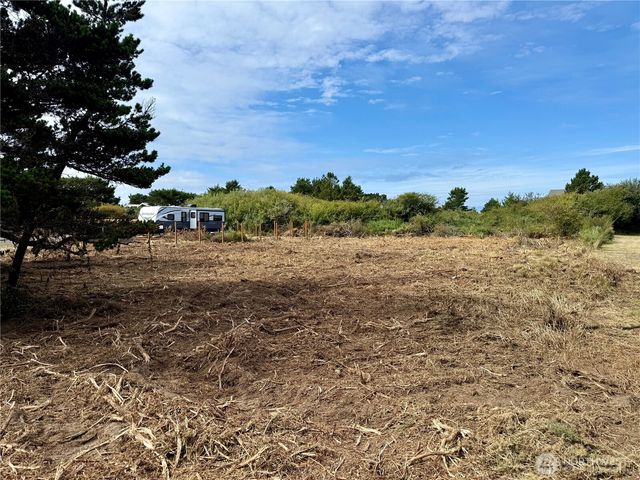 96 X State Route 105, Grayland, WA 98547