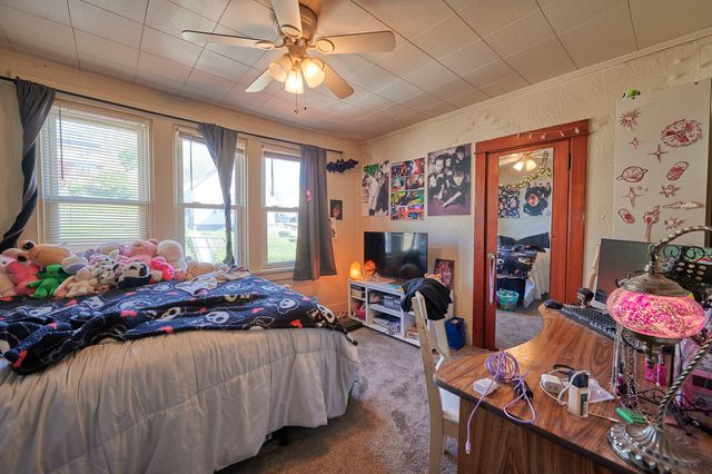 126 Scout AVENUE, Carrick, PA 15210